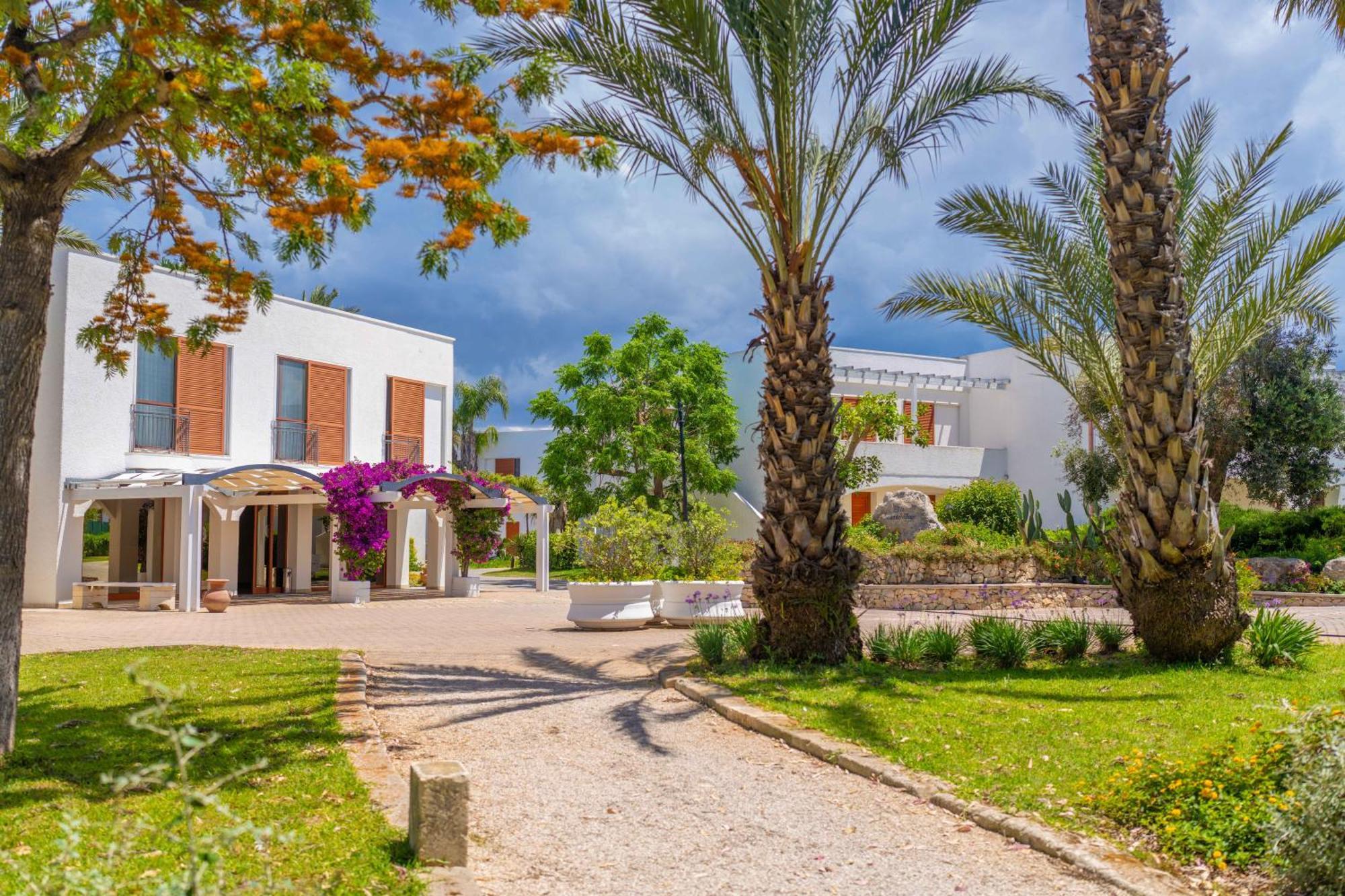Blu Salento Village ซันตีซิโดโร ภายนอก รูปภาพ